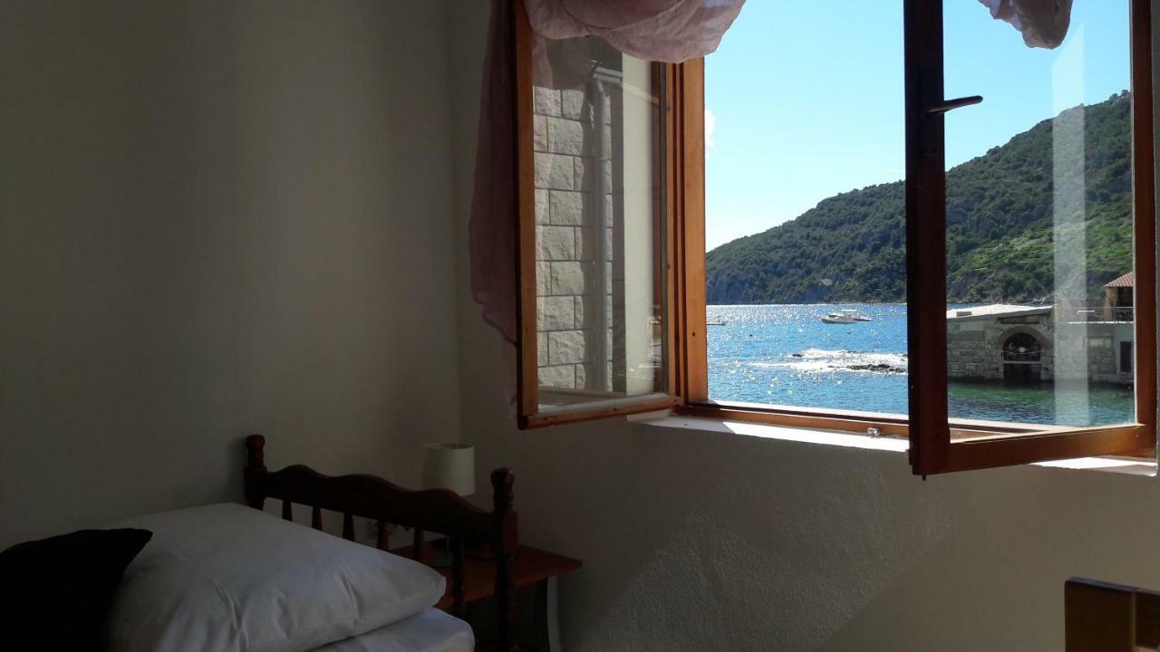 Anka'S Beach Komiža Exterior foto