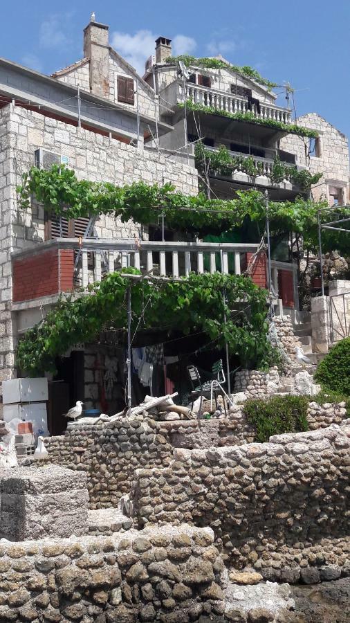 Anka'S Beach Komiža Exterior foto